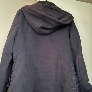 INTL D.e.t.a.i.l.s. Pea coat. NAVY blue. In excellent condition.